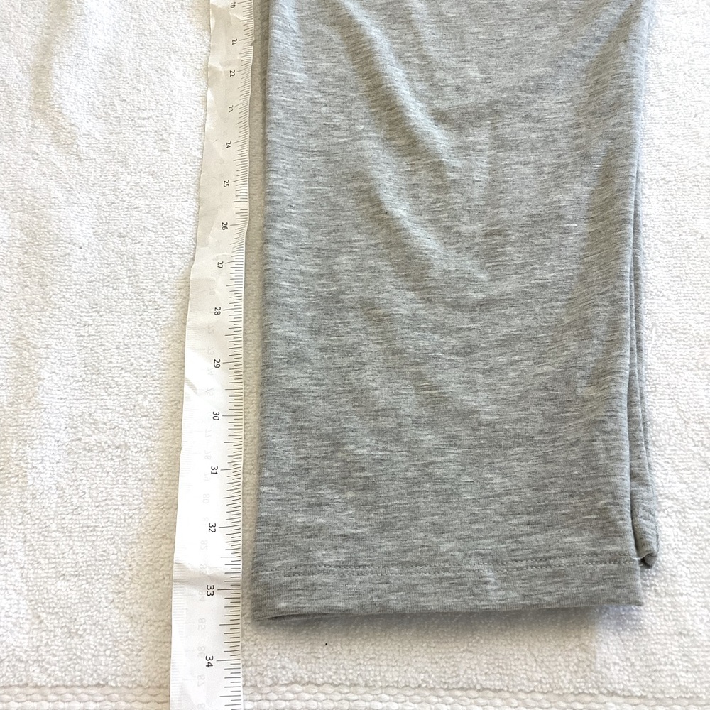 NWOT Victoria’s Secret Gray leggings Sz XL NEW rollover waistband Roomy Stretch - Picture 6 of 17